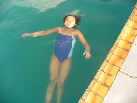 Moi a la piscine